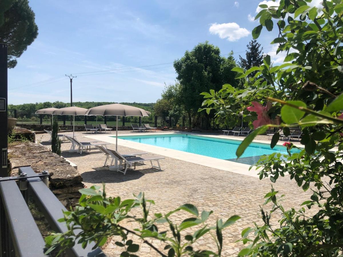 Domaine De Monplaisir Bed & Breakfast Caylus Exterior photo