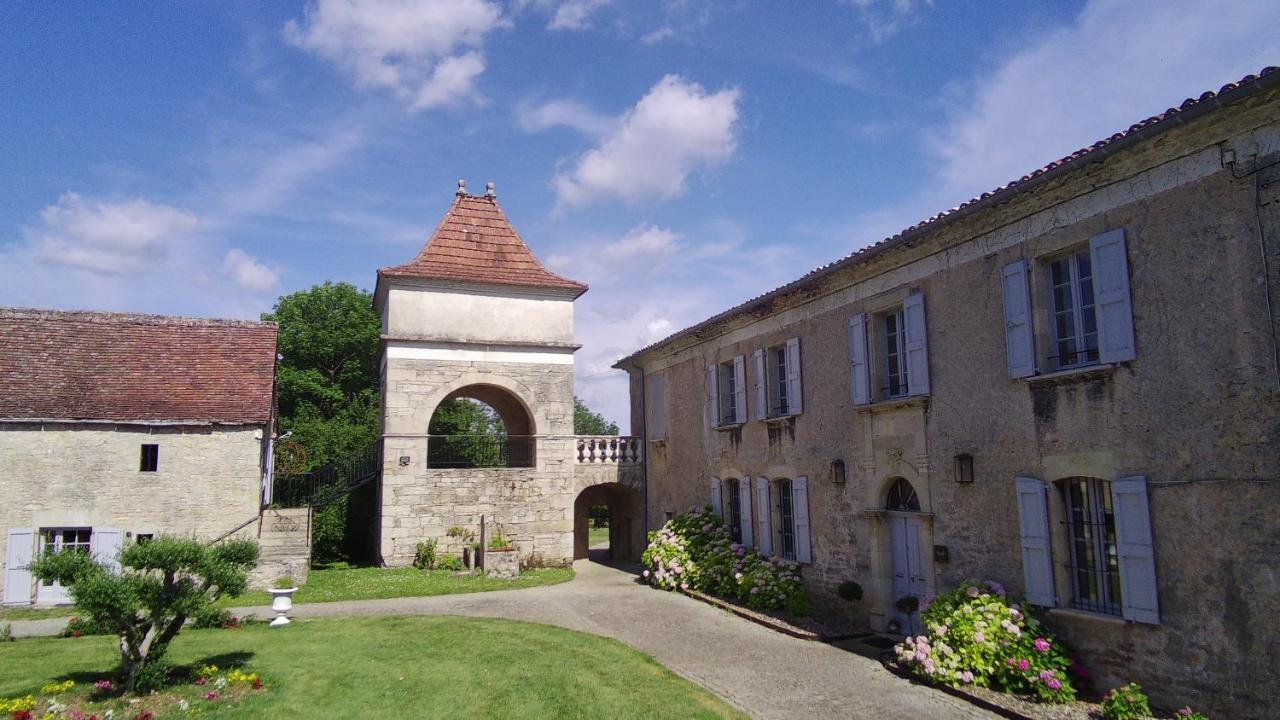 Domaine De Monplaisir Bed & Breakfast Caylus Exterior photo